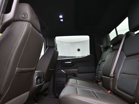 Used 2019 GMC Sierra 1500 Denali w/ Denali Ultimate Package image 11