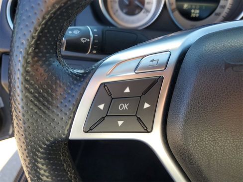 Used 2014 Mercedes-Benz C 250 Sedan image 28