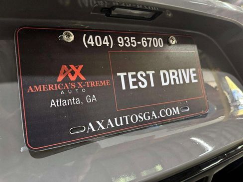 Used 2017 Dodge Charger SRT Hellcat image 18