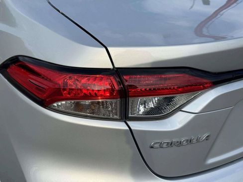Used 2023 Toyota Corolla LE FWD image 14