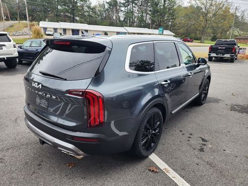 Used 2022 Kia Telluride SX w/ Towing Package image 8