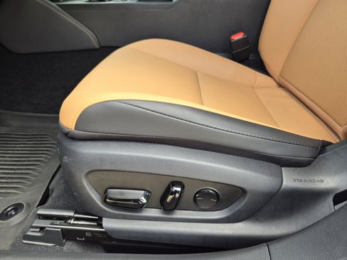Used 2025 Lexus ES 350 w/ Premium Package FWD image 30