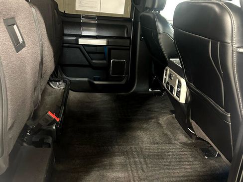 Used 2018 Ford F150 Lariat image 16