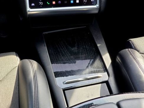 Used 2017 Tesla Model X 75D AWD/4WD image 21