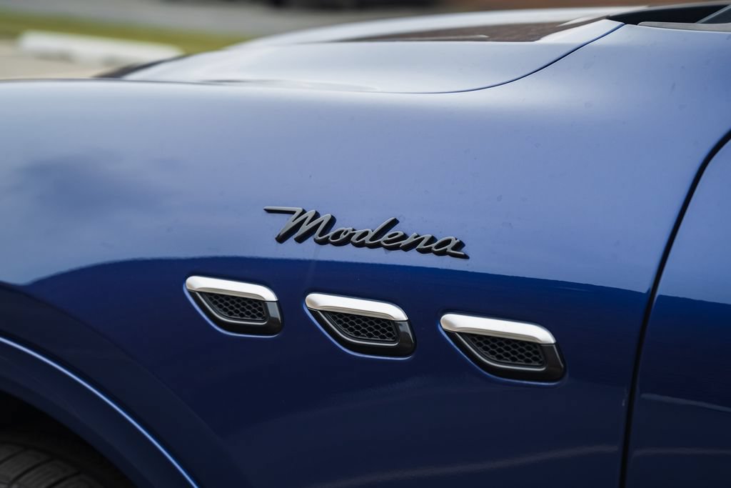 Used 2023 Maserati Grecale Modena AWD/4WD image 14