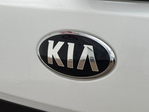 Used 2020 Kia Soul S image 29