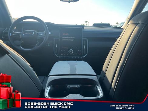 New 2026 GMC Acadia AT4 image 33