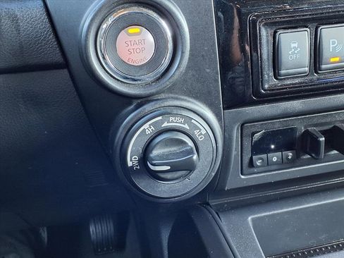 Used 2021 Nissan Titan PRO-4X w/ Pro-4x Utility Package image 11
