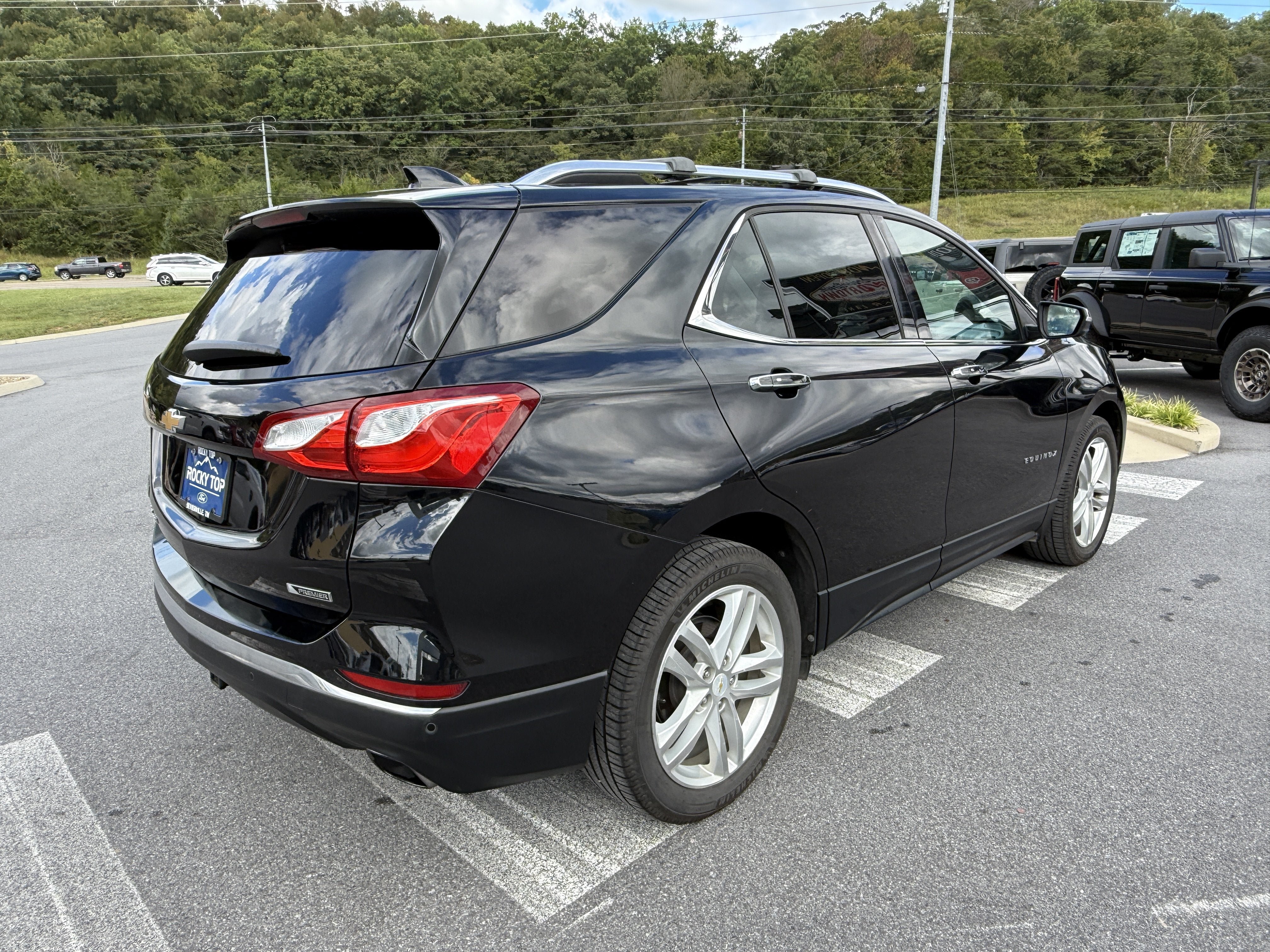 Used 2018 Chevrolet Equinox Premier FWD image 6