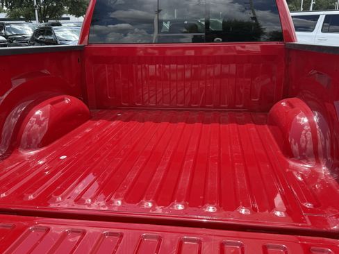 Used 2023 RAM 1500 Lone Star AWD/4WD image 32