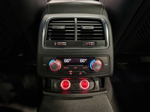 Used 2016 Audi RS 7 Prestige w/ Carbon-Optic Package image 33