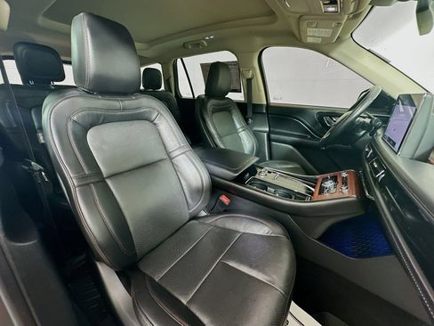 Used 2022 Lincoln Aviator Reserve AWD/4WD image 31