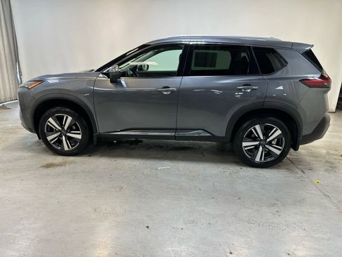 Certified 2022 Nissan Rogue SL w/ SL Premium Package image 9