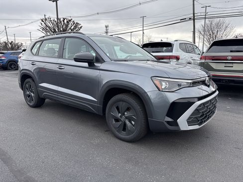 New 2026 Volkswagen Taos S image 2