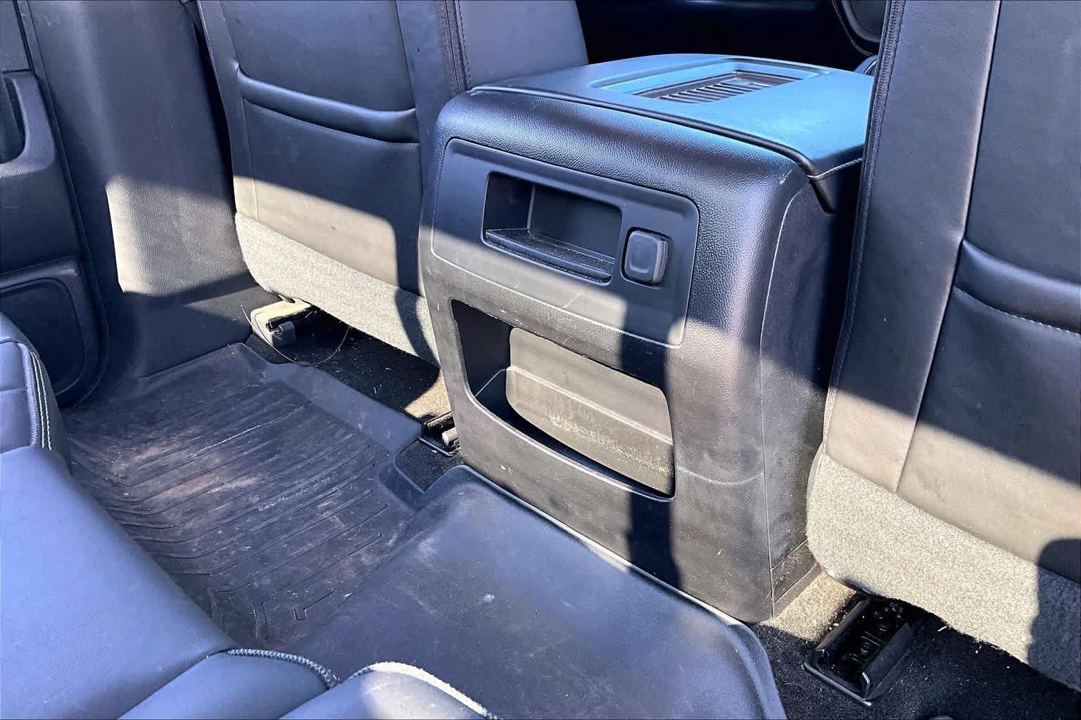 Used 2018 GMC Sierra 1500 Denali w/ Denali Ultimate Package AWD/4WD image 9