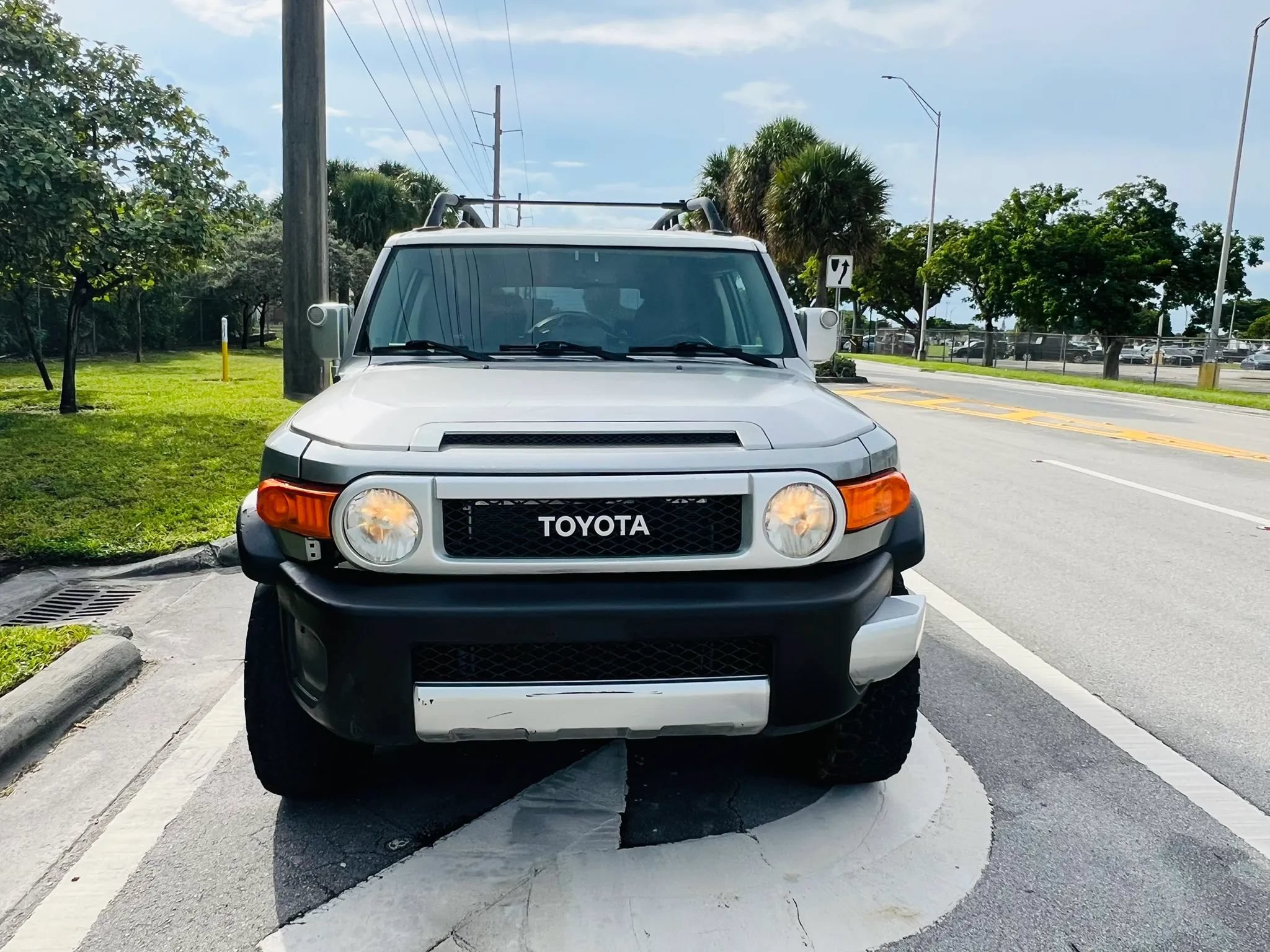 Used 2012 Toyota FJ Cruiser 4WD w/ Upgrade Pkg image 8