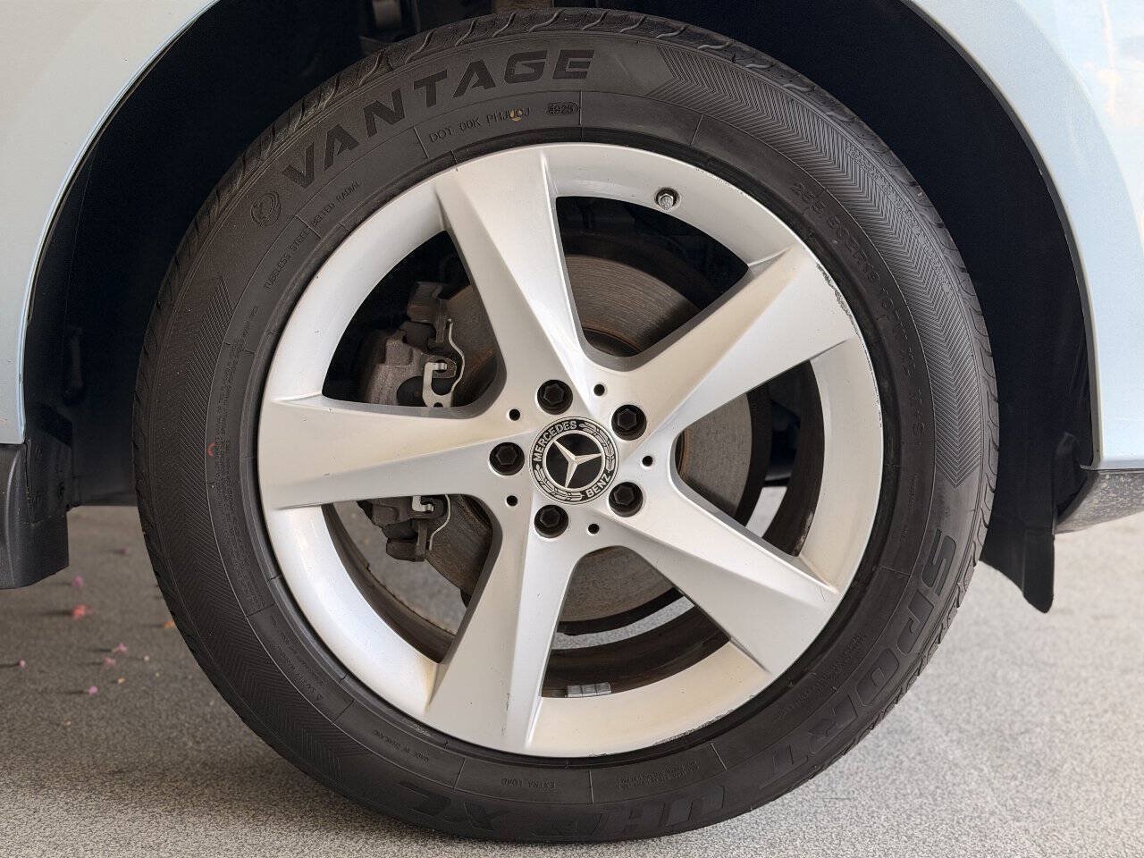 Used 2018 Mercedes-Benz GLE 350 4MATIC image 34