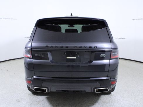 Used 2022 Land Rover Range Rover Sport HST image 6