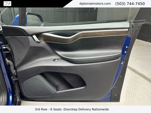 Used 2016 Tesla Model X 75D image 26