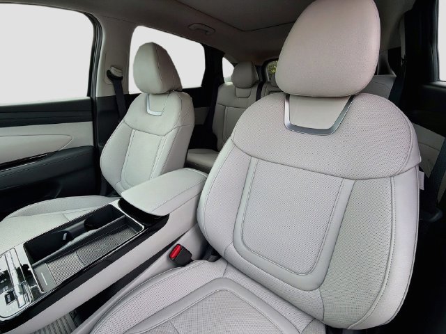 New 2026 Hyundai Tucson Limited AWD/4WD image 17