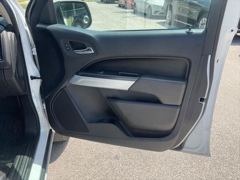 Used 2022 Chevrolet Colorado LT w/ Fleet Safety Package AWD/4WD image 24