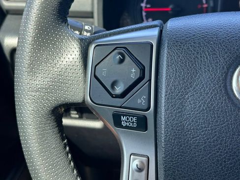 Used 2021 Toyota 4Runner SR5 Premium w/ Moonroof Package AWD/4WD image 37