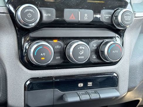 Used 2022 RAM 2500 Tradesman AWD/4WD image 19