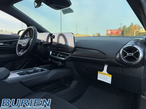 New 2026 Chevrolet Equinox EV LT image 19