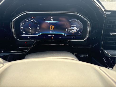 Used 2024 Chevrolet Silverado 1500 RST w/ Convenience Package II image 10