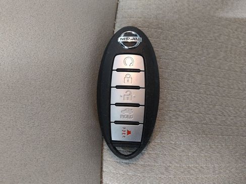 Used 2022 Nissan Altima 2.5 SV w/ SV Premium Package image 32