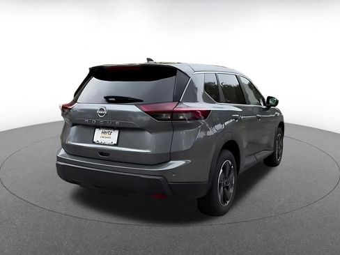 Used 2025 Nissan Rogue SV FWD image 15