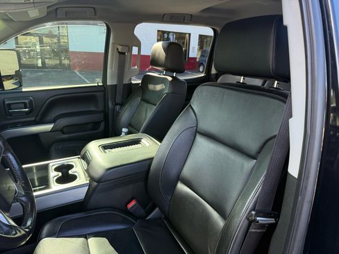 Used 2018 Chevrolet Silverado 2500 LTZ w/ Duramax Plus Package image 25