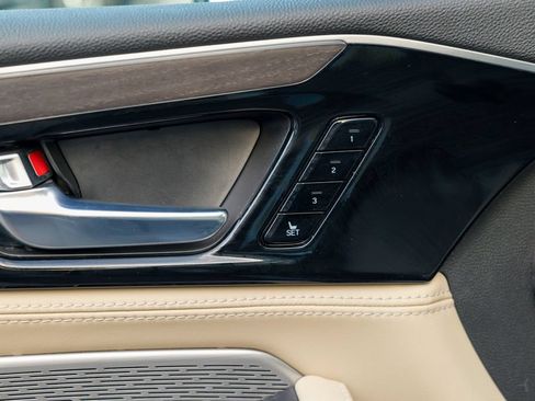 Used 2023 Acura MDX SH-AWD w/ Advance Package image 18