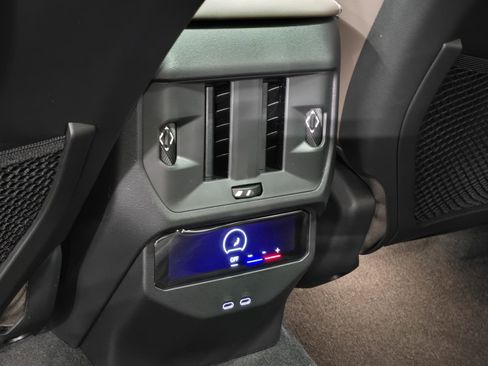 New 2026 BMW X3 xDrive30 w/ Convenience Package image 30