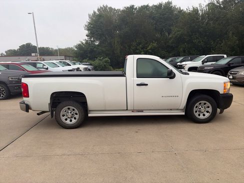 Used 2013 Chevrolet Silverado 1500 W/T RWD image 6