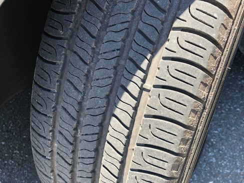 Used 2013 Chevrolet Cruze LT image 10