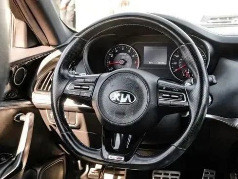 Used 2021 Kia Stinger GT-Line RWD image 17