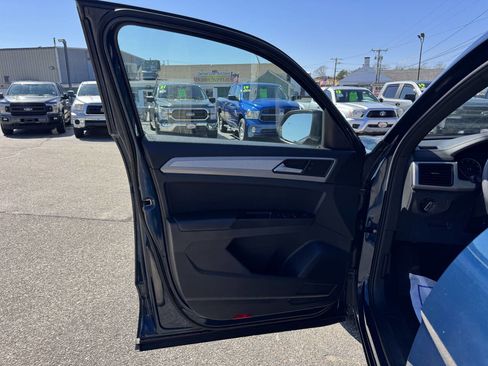 Used 2020 Volkswagen Atlas Cross Sport S AWD/4WD image 16