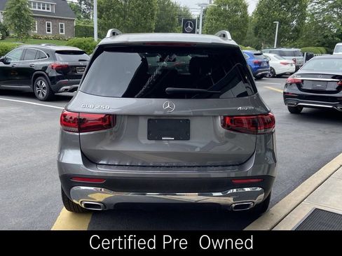 Used 2022 Mercedes-Benz GLB 250 4MATIC image 7