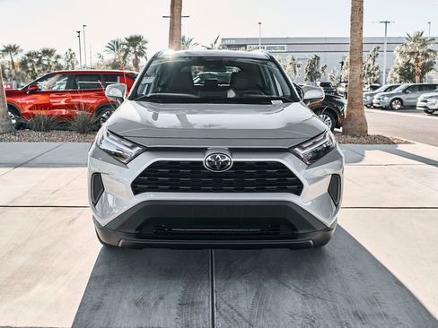 Used 2025 Toyota RAV4 XLE w/ Weather Package AWD/4WD image 6