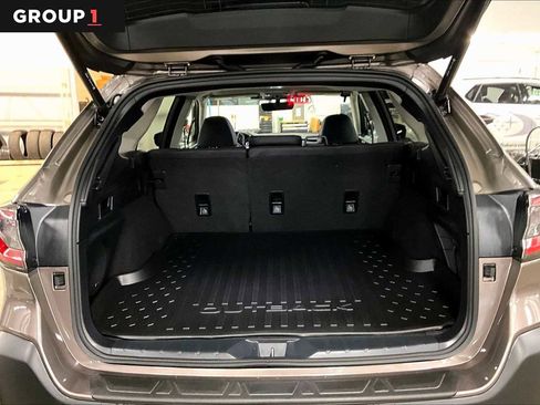 Used 2023 Subaru Outback Limited image 34