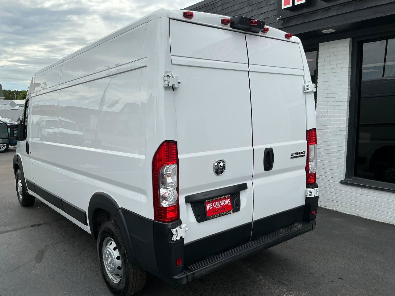 Used 2023 RAM ProMaster 2500 FWD image 28