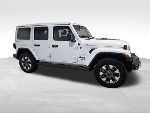 Certified 2022 Jeep Wrangler Unlimited Sahara w/ LED Lighting Group AWD/4WD image 27