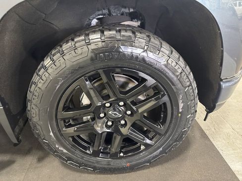 Certified 2021 Chevrolet Silverado 1500 RST w/ LPO, Blackout Package image 8