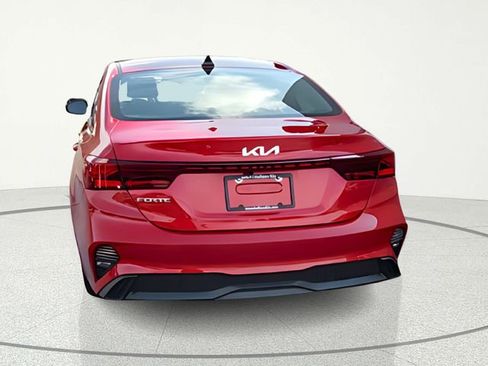 Certified 2023 Kia Forte LXS w/ LXS Technology Package image 4