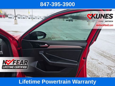 Used 2020 Volkswagen Jetta R-Line image 27