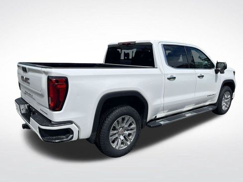 Used 2023 GMC Sierra 1500 Denali w/ Technology Package AWD/4WD image 7