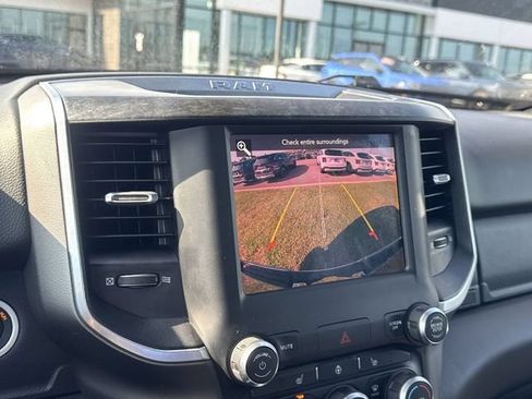 Used 2019 RAM 1500 Big Horn AWD/4WD image 18