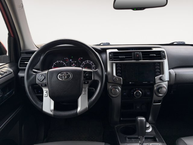 Used 2022 Toyota 4Runner SR5 Premium AWD/4WD image 15