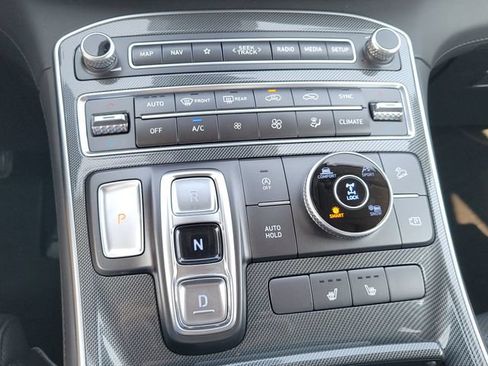 Used 2021 Hyundai Santa Fe SEL w/ Convenience + Premium Package AWD/4WD image 18